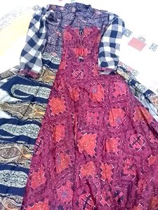Beautiful Ethnic Gown For Girls
