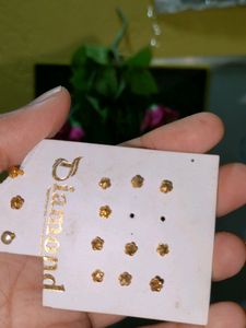 Any One Flower Clip(golden Nose Ring Free) Limited Offer