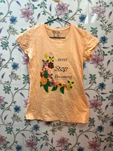 Night wear Top Of Never stop Dreaming