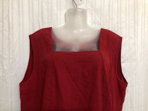 Red Sleeveless Top