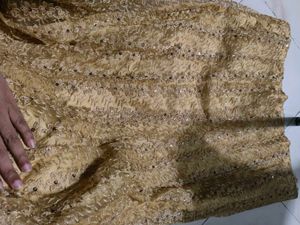 It&#39;s Gown With Golden Lehnga