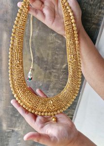Stunning Gold Necklace