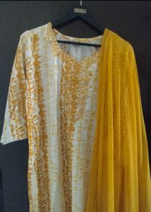 Unused Yellow Set