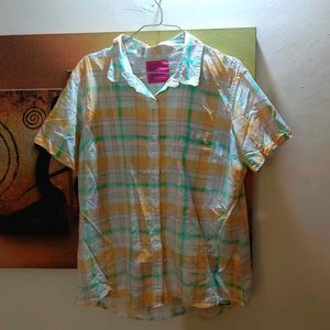 Vintage Plaid Short Sleeve Button Down