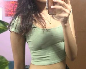 H&amp;M Square Neck Cropped Tshirt