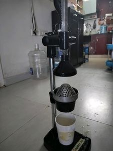 Manual Hand Press Juicer