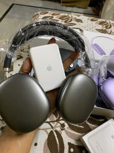 Apple Headphones And Magsafe Combo