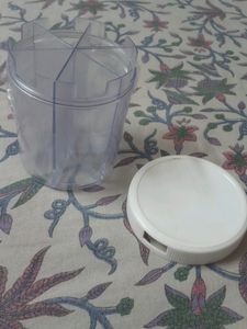 Six Compartment Plastic Container