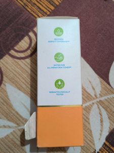 Mamaearth Glow Serum Foundation