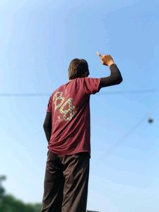 Maroon Graphic T-Shirt