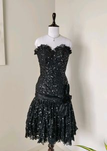 💥Price Drop💥Pinteresty Rosette Glitter Dress