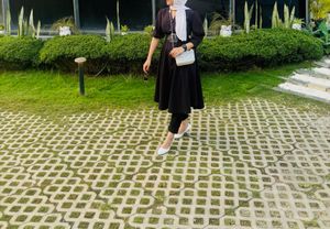 Chic Midi Dress with Belt