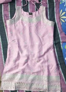 Pink Embroidered Kurta Plazzo Set💗