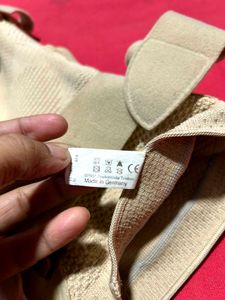 Bauerfeind GenuTrain S Knee Support (Left Leg)