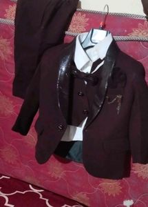 3Pis suit
