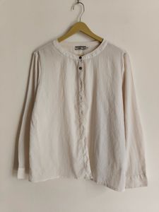 Casual Button-Down Shirt