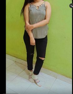 Checkered Sleeveless Tank Top