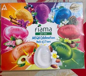 Fiama 8 Gel Bar With Free Gift