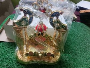 Krishna Jhula Showpiece