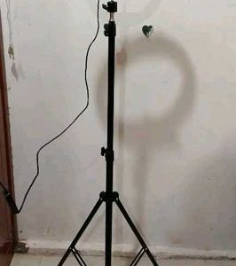 Brand New 7 Feet Tripod Stand