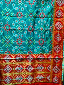 Gorgeous Patola ikkat Duppatta ✨