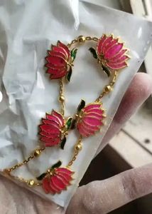 Lotus Necklace