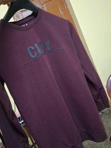 sweat tshirt