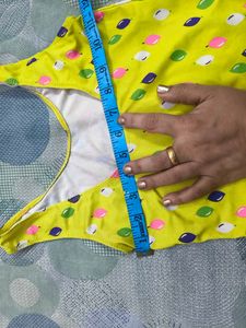 Cute Yellow Swimsuit for 4-6; years girl