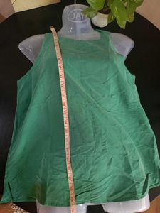&#34;M&amp;S&#34; Solid Green Sleeveless Apron Top