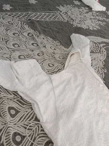 Kurti In Chikankari Clothe