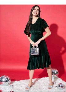 Blue Cutout Midi + Green Velvet Dres