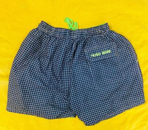 Hugo Boss Cheque Short