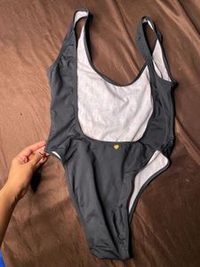 Juicy Couture baddie bodysuit 😈