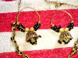 Elegant Gold Tone Jewel Necklace &amp; Earring Set
