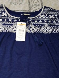 new women top
