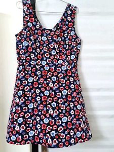 FOREVER 21 - Floral Print Dress