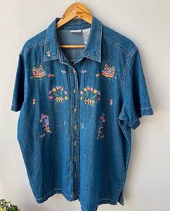 Flower Embroidered Denim Shirt (Vintage)