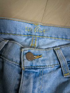 Light Wash Denim Jeans