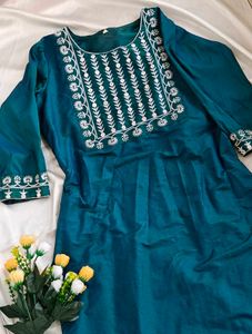 Dual-Tone Sea Green Kurti – Elegant Festive Wear!