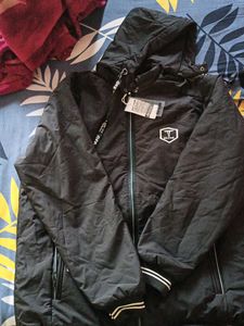 Men's Stylish Black Hooded Jacket