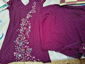 Beautiful Mauve party wear kurta &amp; dupatta in 40 s
