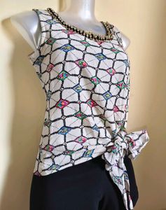 BOGO🎁Buy One Get 1 Free🎁 Tie-Up Top Size Small