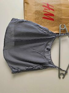 💙 Striped Spaghetti Top – From Blazer to Beach