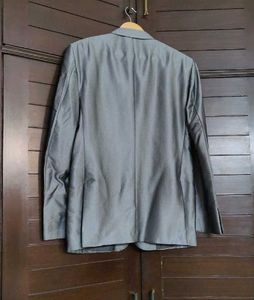 {40-42} Van Heusen Blazer For Men &amp; Women