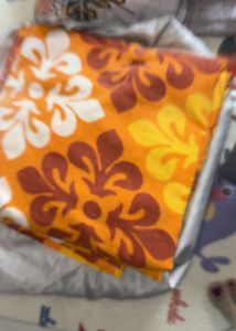 Leaf Print BedSheet Set With Pillow Cover