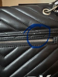 New Steve Madden Sling Bag ( Check Flaw)