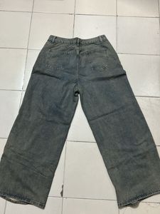 Vintage Distressed High-Waisted Wide-Leg Jeans