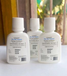 Cetaphil Oily Skin Cleanser 25ml × 3