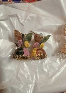 2 sets Earring ✬✬