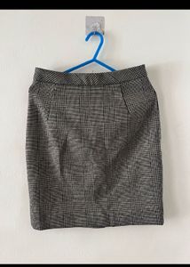 H&amp;M Check Skirt